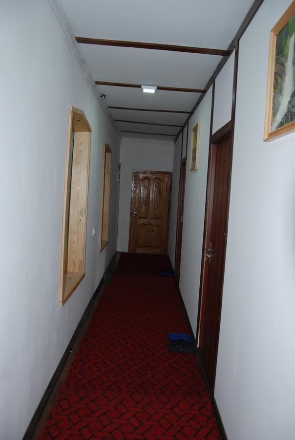 Laila Guest House Mestia Exterior photo