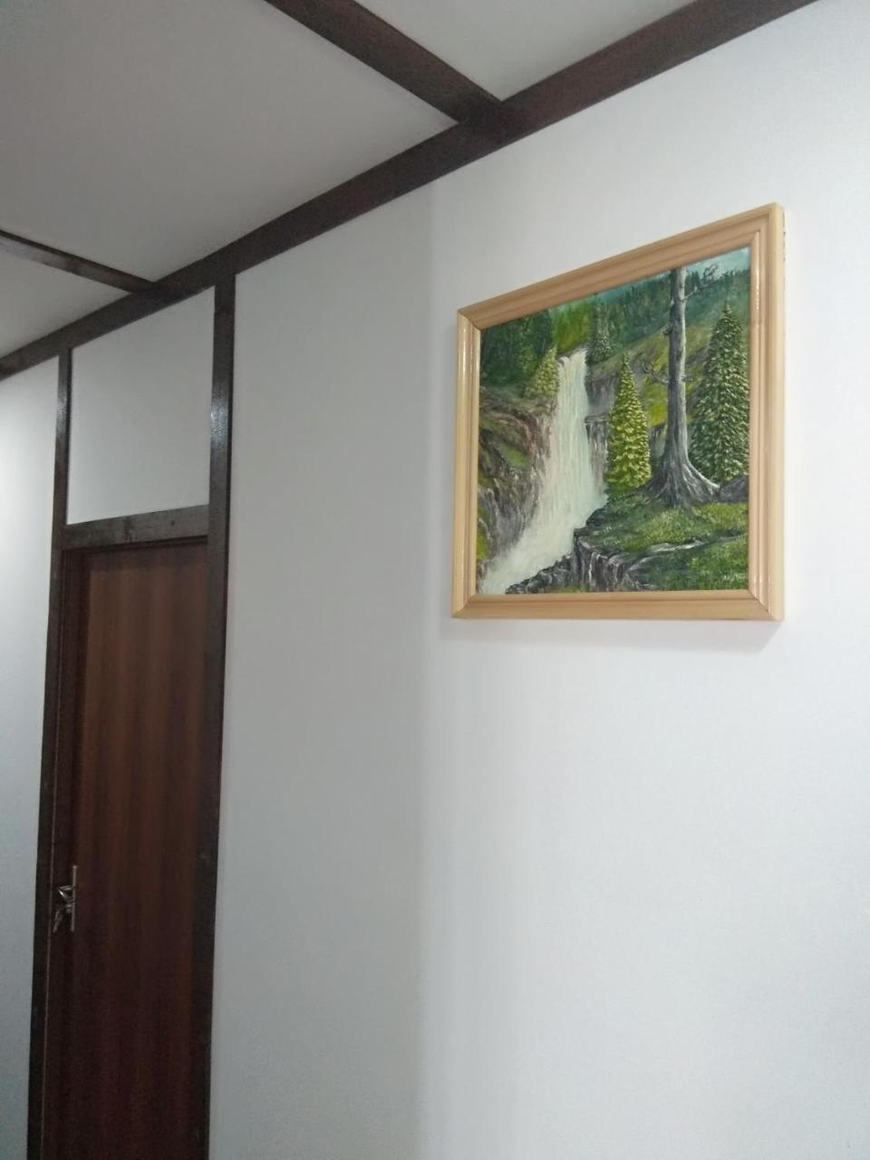 Laila Guest House Mestia Exterior photo